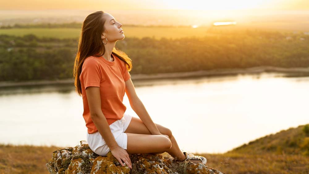 Unplug From Technology. Calm nature scene promoting mental peace and stress reduction. (How to Block Out Noise Mentally)